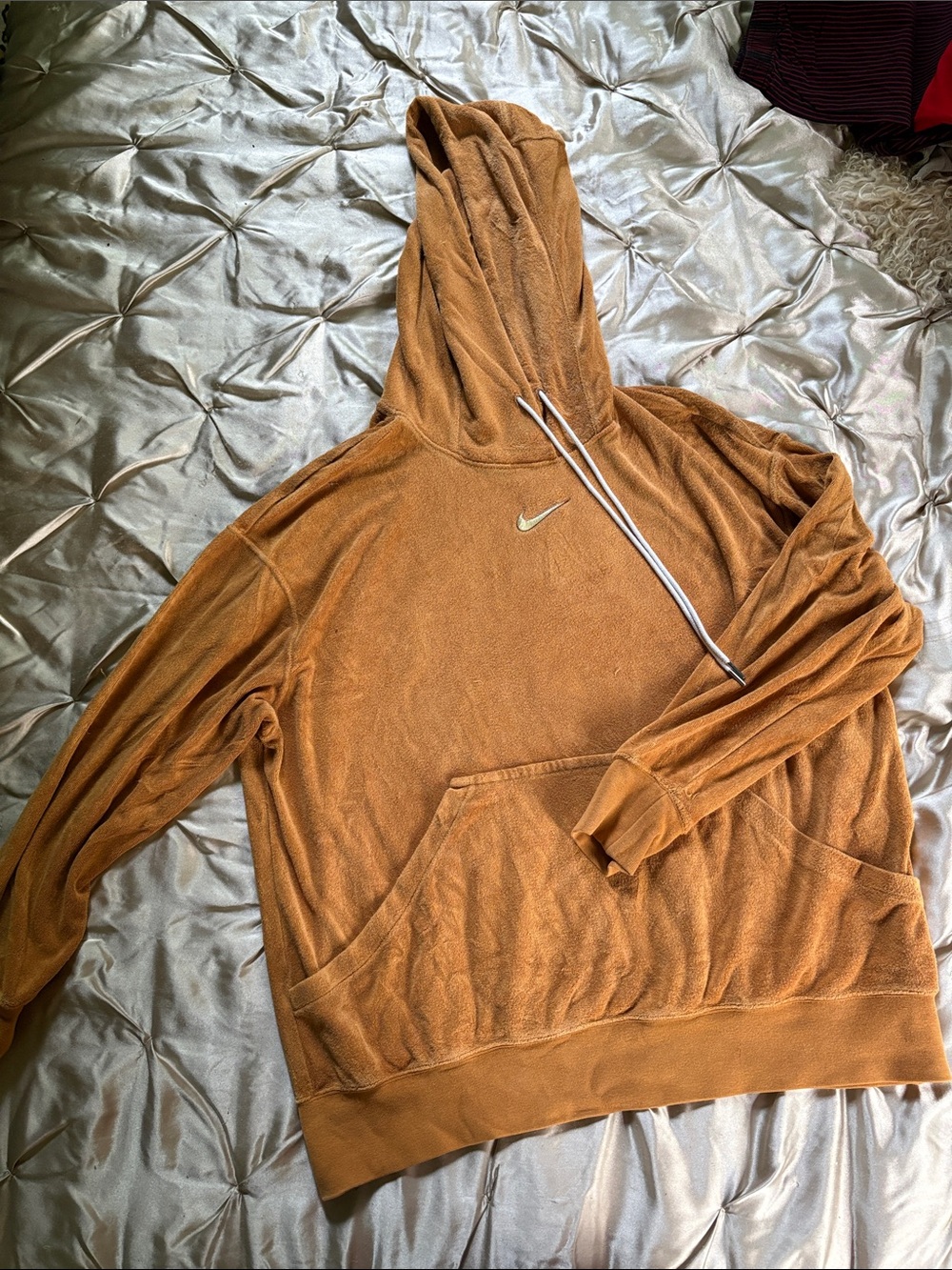 Nike Men’s Hooded Terry Sweater in Rust